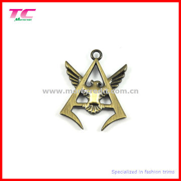 Fashion Brushed Anti Brass Metal Craft Pendant